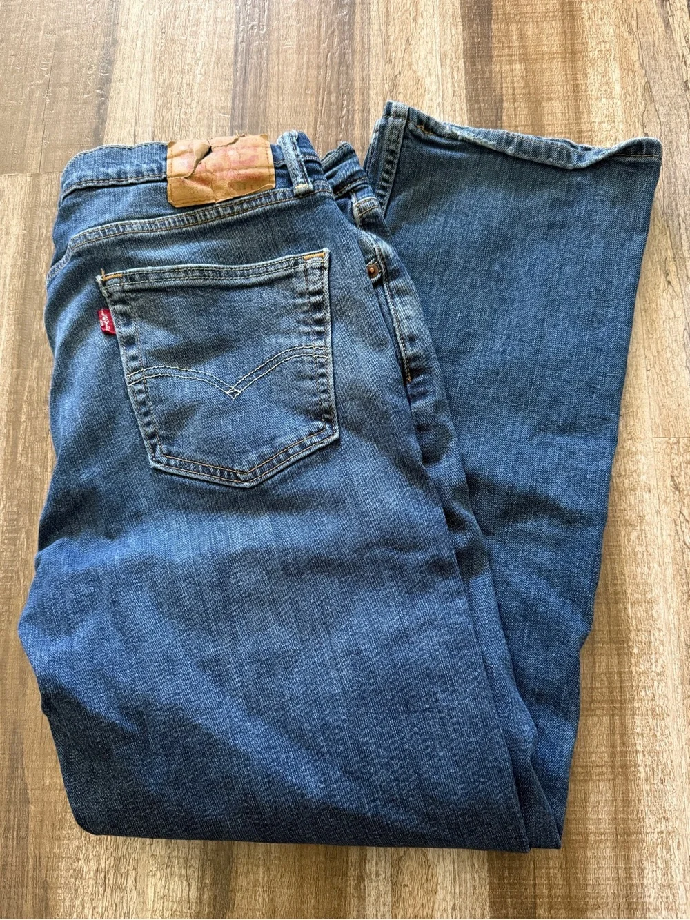 Levi’s 514 Straight Fit Men’s Jeans 34x30 Medium Wash Blue Denim
